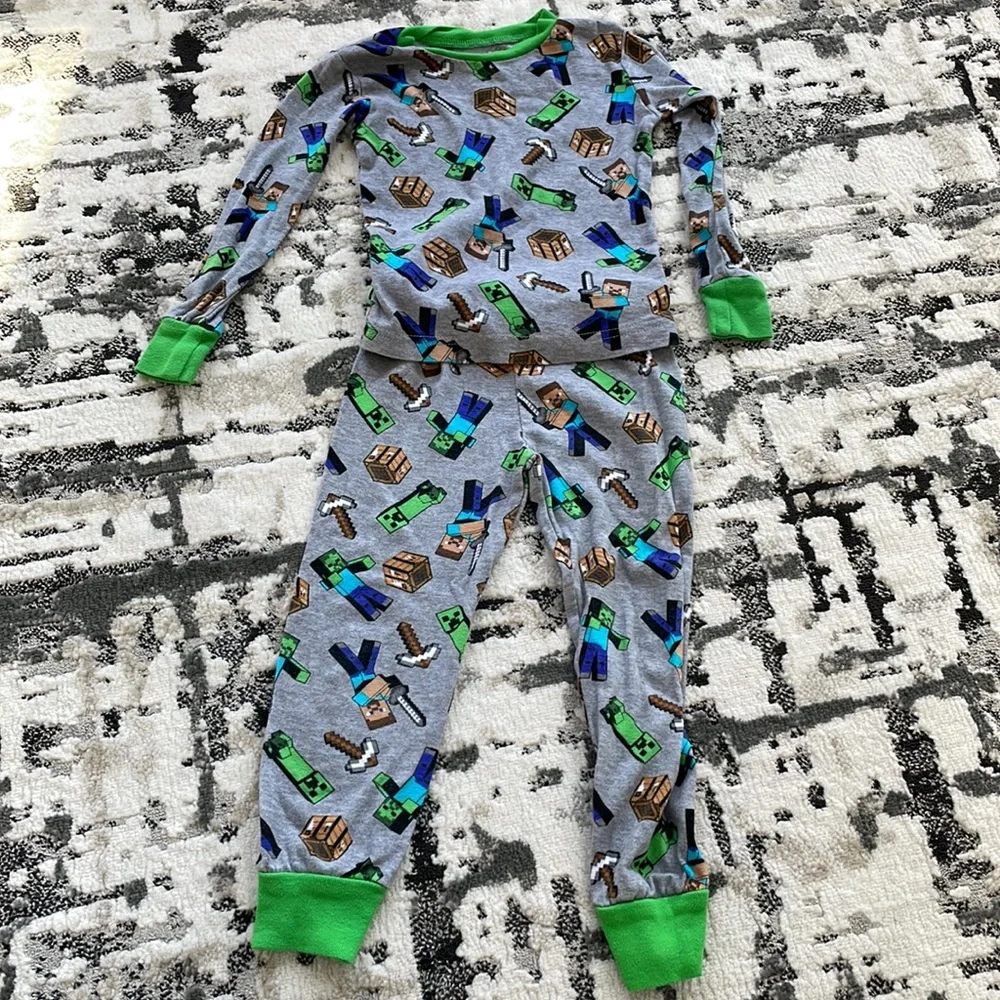 6 sets of 4t PJ’s.   There are several different brands. - Picture 6 of 13